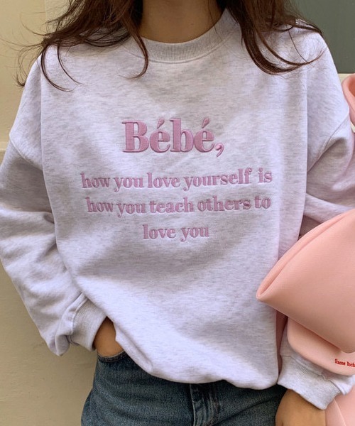 ROOPTOKYO（ループトウキョウ）の「カラーロゴ刺繍スウェットトレーナー（スウェット・レディース・ベージュ/ピンク/ラベンダー/ネイビー/ブラック・FREE）」の4枚目の写真