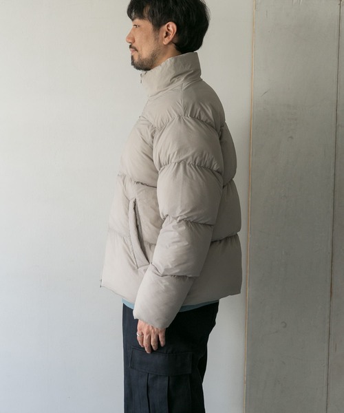 URBAN RESEARCH DOORS(アーバンリサーチドアーズ)の「ライトファイバーブルゾン(ダウンジャケット/コート・メンズ・ブラック/グレー/ブルー・40/38)」の16枚目の写真