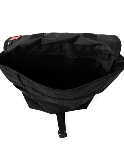 Manhattan Portage（マンハッタンポーテージ）の「Manhattan Portage/マンハッタンポーテージ バックパック Washington SQ MP1220（バックパック/リュック・メンズ・ブラック×レッド・FREE）」の13枚目の写真