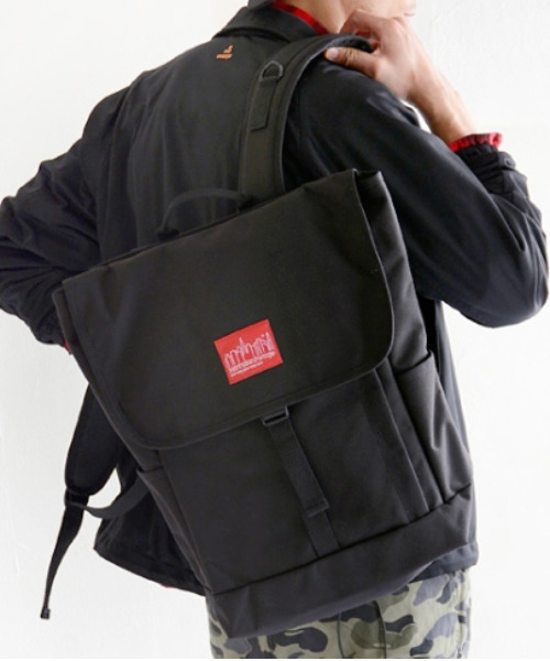 Manhattan Portage（マンハッタンポーテージ）の「Manhattan Portage/マンハッタンポーテージ バックパック Washington SQ MP1220（バックパック/リュック・メンズ・ブラック×レッド・FREE）」の9枚目の写真