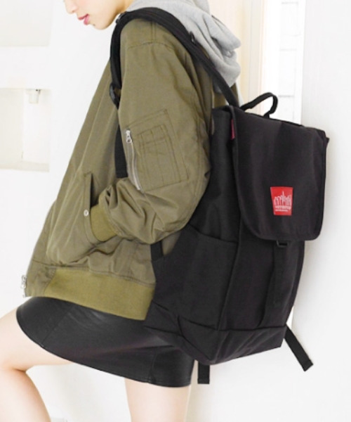 Manhattan Portage（マンハッタンポーテージ）の「Manhattan Portage/マンハッタンポーテージ バックパック Washington SQ MP1220（バックパック/リュック・メンズ・ブラック×レッド・FREE）」の8枚目の写真