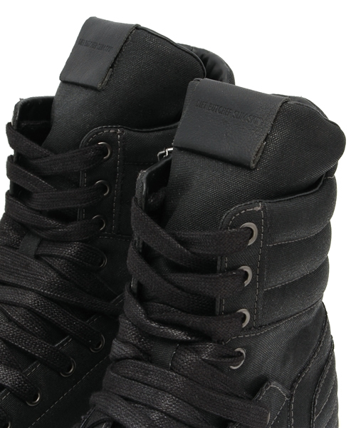 DIET BUTCHER SLIM SKIN ブラック ハイカットスニーカー DIET BUTCHER（ダイエットブッチャー）の「DIET BUTCHER SLIM