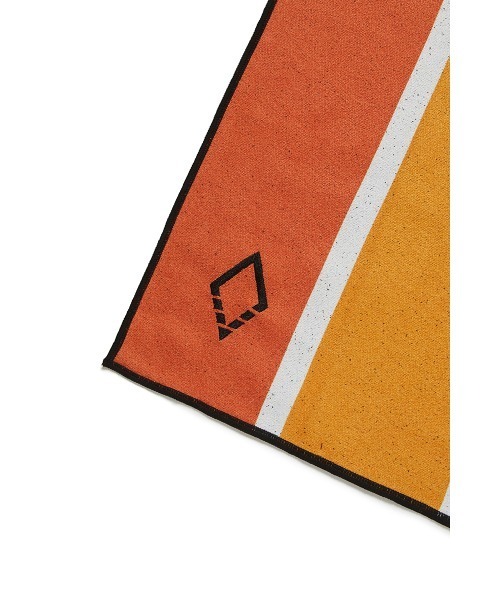 AMERICAN RAG CIE（アメリカンラグシー）の「NOMADIX FULL SIZED TOWEL-PINNER（タオル・レディース・ブラック/イエロー/ブルー・FREE）」の17枚目の写真