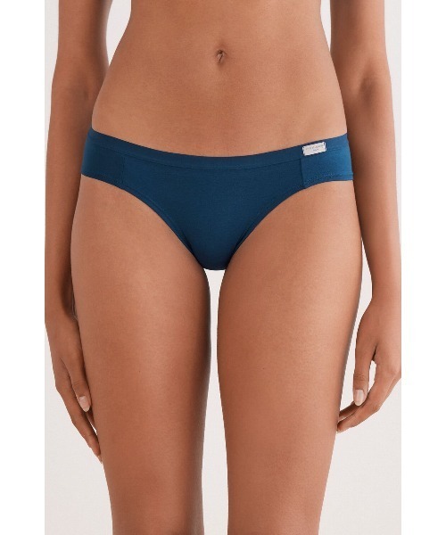 Intimissimi（インティミッシミ）の「コットン ショーツ（ショーツ・レディース・ホワイト/ブラック/ベージュ/ブルー/ヘザーグレー/キナリ/グレイッシュブルー/サンドベージュ/ヘザーチャコール/ライトグリーン/ピンク/ライトパープル/ミント/スカイブルー/ワインレッド/グリーン/インディゴブルー/パープル/スモークピンク/ライトカーキ/アーミー/サーモンピンク/ピンクベージュ/ライトブルー/セージグリーン/ワイン/ダークインディゴブルー/バーガンディー/カーキ/ライラック/チェリーピンク/サックスブルー系・S/L/M）」の19枚目の写真