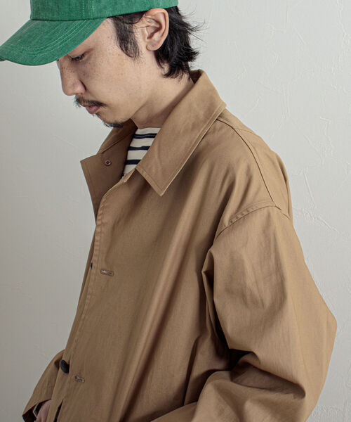 GLOSTER（グロスター）の「【GLOSTER/グロスター】クルミ釦 ステンカラーコート（ステンカラーコート・メンズ・ネイビー/オリーブ/ベージュ・MEDIUM/LARGE）」の9枚目の写真