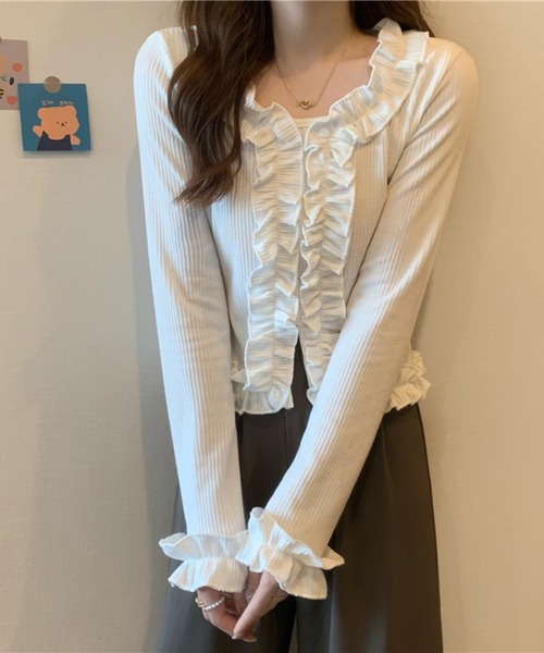 Jewelobe(ジュエローブ)の「フリルディテールカットブラウス(Tシャツ/カットソー・レディース・ホワイト/杢グレー/ブラック・FREE)」の6枚目の写真