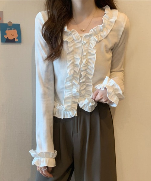 Jewelobe(ジュエローブ)の「フリルディテールカットブラウス(Tシャツ/カットソー・レディース・ホワイト/杢グレー/ブラック・FREE)」の10枚目の写真