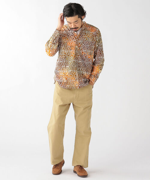 BEAMS PLUS（ビームスプラス）の「BEAMS PLUS / バティックプリント プルオーバー バンドカラー シャツ（シャツ/ブラウス・メンズ・ブルー系その他/ブルー系その他2/オレンジ系その他・LARGE/SMALL/MEDIUM/X-LARGE）」の4枚目の写真