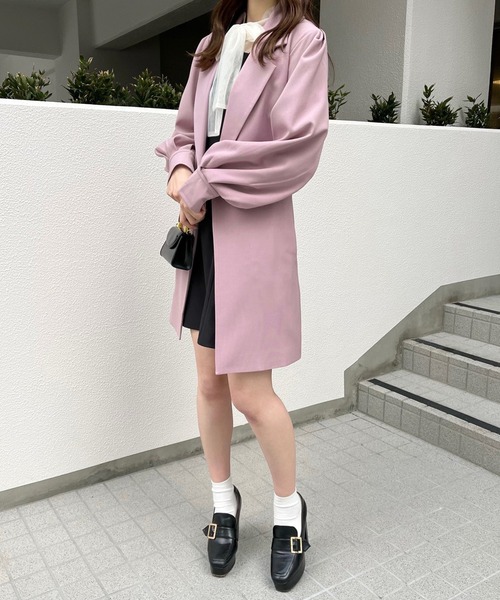 TITTY&CO.（ティティーアンドコー）の「【TITTY&CO.】ベルト付ボリュームスリーブコート（トレンチコート・レディース・アイボリー/ピンク・MEDIUM/SMALL）」の11枚目の写真