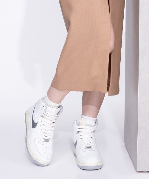 NIKE（ナイキ）の「NIKE WMNS AF1 SCULPT DC3590-101（スニーカー