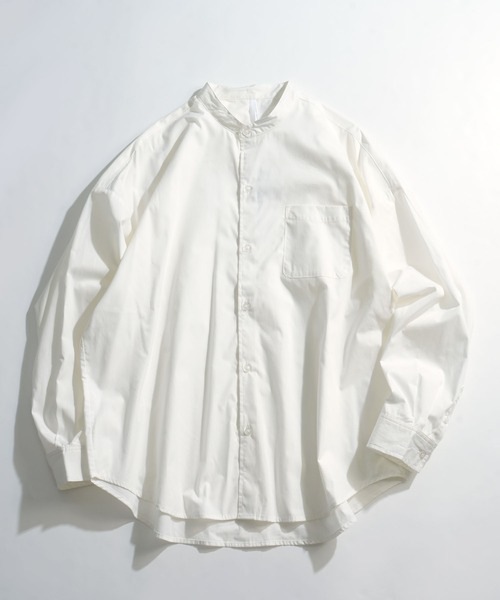 Anytime Songs(エニータイムソングス)の「綿ブロードバンドカラービッグシャツ(シャツ/ブラウス・メンズ・ホワイト/グリーン/グレイッシュベージュ/サックスブルー/ブラック/イエロー/ラベンダー/ホワイト系その他/サックスブルー系/グリーン系その他/ブラック系その他・LARGE/MEDIUM/X-LARGE)」の2枚目の写真