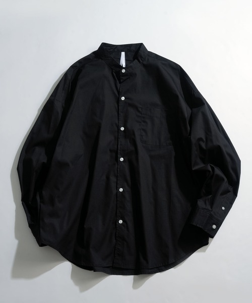 Anytime Songs(エニータイムソングス)の「綿ブロードバンドカラービッグシャツ(シャツ/ブラウス・メンズ・ホワイト/グリーン/グレイッシュベージュ/サックスブルー/ブラック/イエロー/ラベンダー/ホワイト系その他/サックスブルー系/グリーン系その他/ブラック系その他・LARGE/MEDIUM/X-LARGE)」の4枚目の写真