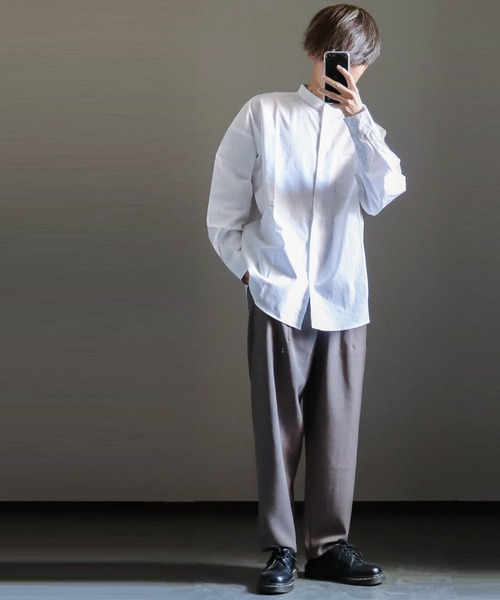 Anytime Songs(エニータイムソングス)の「綿ブロードバンドカラービッグシャツ(シャツ/ブラウス・メンズ・ホワイト/グリーン/グレイッシュベージュ/サックスブルー/ブラック/イエロー/ラベンダー/ホワイト系その他/サックスブルー系/グリーン系その他/ブラック系その他・LARGE/MEDIUM/X-LARGE)」の12枚目の写真