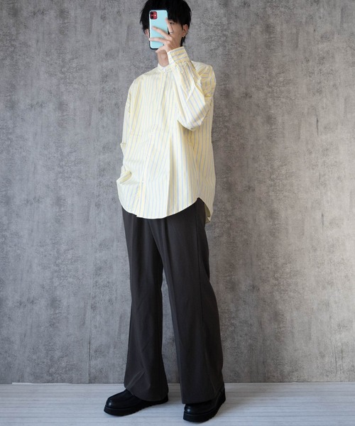 Anytime Songs(エニータイムソングス)の「綿ブロードバンドカラービッグシャツ(シャツ/ブラウス・メンズ・ホワイト/グリーン/グレイッシュベージュ/サックスブルー/ブラック/イエロー/ラベンダー/ホワイト系その他/サックスブルー系/グリーン系その他/ブラック系その他・LARGE/MEDIUM/X-LARGE)」の19枚目の写真