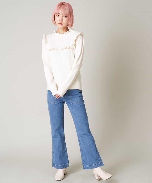 A de a.v.v（アードアー・ヴェ・ヴェ）の「［SET UP対応］デニムフレアパンツ（デニムパンツ・レディース・ブルー・38/36）」の3枚目の写真