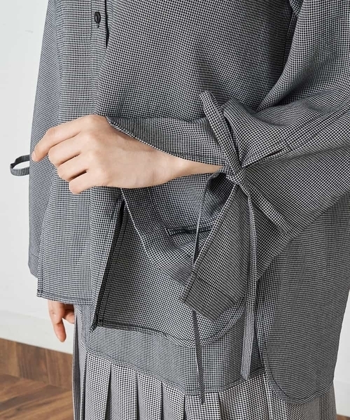 A de a.v.v（アードアー・ヴェ・ヴェ）の「［SET UP対応］ミックスギンガムチャックシャツ（シャツ/ブラウス・レディース・ブラック/マスタード・38/36）」の15枚目の写真