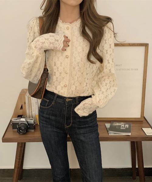 Dita(ディータ)の「ボリュームスリーブ ニットレースカーディガン(カーディガン/ボレロ・レディース・アイボリー・L/M/XL)」の8枚目の写真