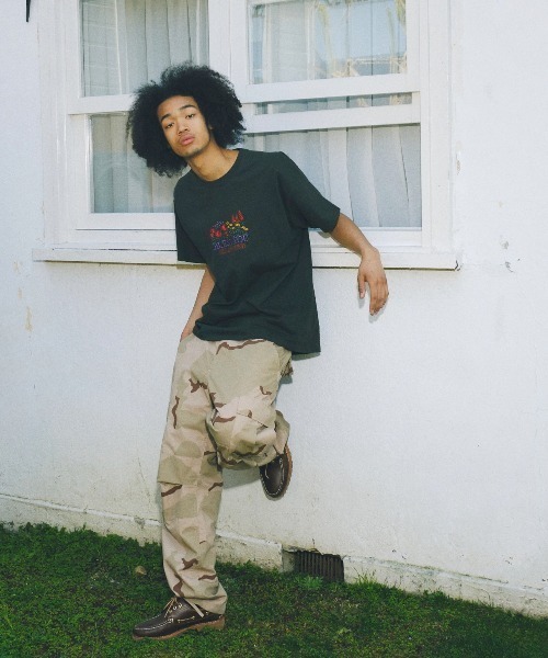 WHO'S WHO gallery(フーズフーギャラリー)の「【BLESS YOU/ブレスユー】フラワーバンチTEE(Tシャツ/カットソー・レディース・グリーン/ホワイト/アッシュグレー/ネイビー/サックスブルー・FREE)」の18枚目の写真