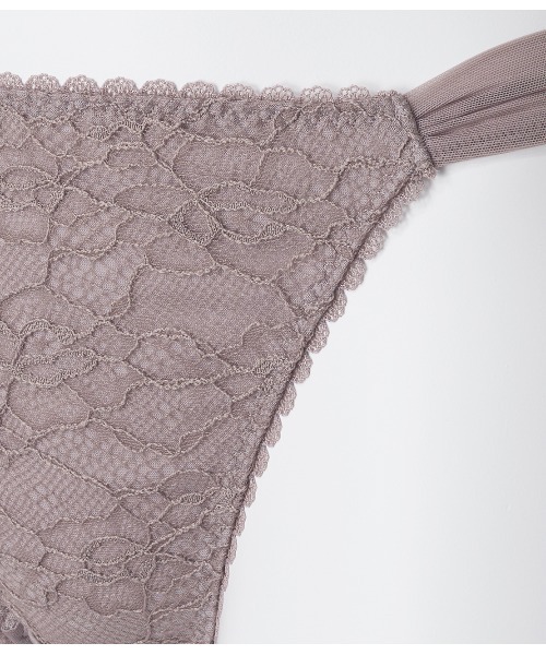 PEACH JOHN（ピーチジョン）の「【脇高カップで盛りメイク。レースブラ＆ショーツ２点セット】チュールカシュクールブラジャー＆ショーツセットもりこれ（ブラ&ショーツ・レディース・ブラック/ネイビー/ピンク/ミント/チェリーピンク/アッシュグレー/ボルドー/スモークピンク・B65/B70/C70/D70/B75/C65/C75/D65/D75/E65/E70/E75）」の18枚目の写真