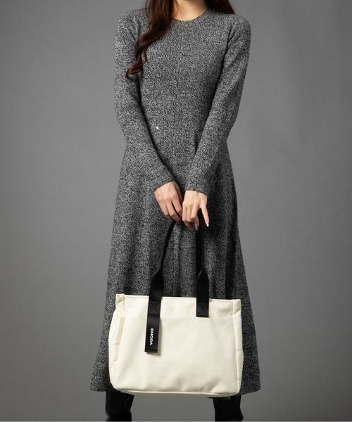 EMODA（エモダ）の「EMODA/エモダ　キャンバスグログランA4トート（トートバッグ・レディース・ブラック/オフホワイト/ブラウン系その他・FREE）」の5枚目の写真