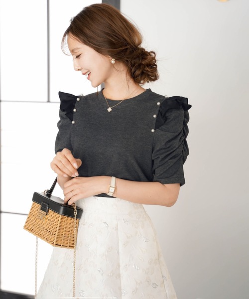 セール パール フリル パワーショルダー カットソー Le Reve Vaniller Tシャツ カットソー Le Reve Vaniller ル レーヴ ヴァニレ のファッション通販 Zozotown