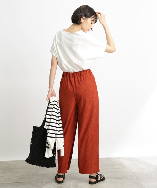 SHOO・LA・RUE（シューラルー）の「◆【接触冷感/洗濯機可】タック フレンチスリーブ Tシャツ（Tシャツ/カットソー・レディース・ブラック/オリーブ/ホワイト系/ブラック系2/ブルー系2/ピンク系・00）」の20枚目の写真