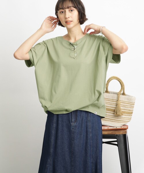 SHOO・LA・RUE（シューラルー）の「◆【接触冷感/洗濯機可】タック フレンチスリーブ Tシャツ（Tシャツ/カットソー・レディース・ブラック/オリーブ/ホワイト系/ブラック系2/ブルー系2/ピンク系・00）」の22枚目の写真