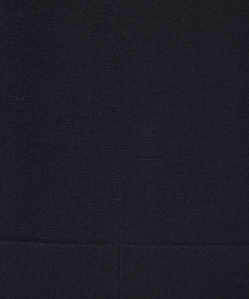 qualite(カリテ)の「《セットアップ対応》レーヨンストレッチバイカラーニットプルオーバー(ニット/セーター・レディース・カーキ/ダークネイビー・フリー)」の8枚目の写真