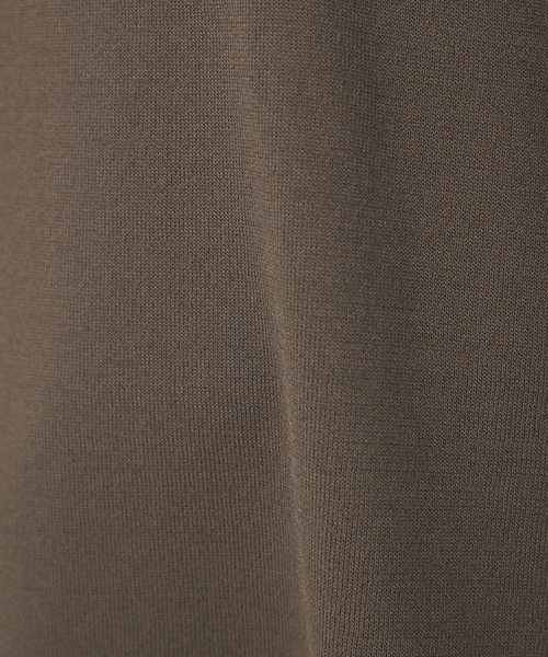 qualite(カリテ)の「《セットアップ対応》レーヨンストレッチバイカラーニットプルオーバー(ニット/セーター・レディース・カーキ/ダークネイビー・フリー)」の4枚目の写真