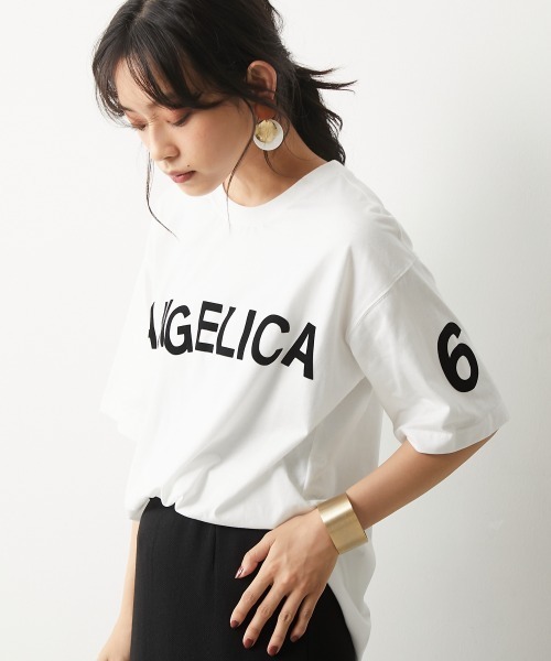 CHIC STYLE(シックスタイル)の「<大きいサイズ>綿100%フロッキープリントTシャツ シックスタイル(Tシャツ/カットソー・レディース・オフホワイト/モカ・7/8/2/3/4/6/5)」の1枚目の写真