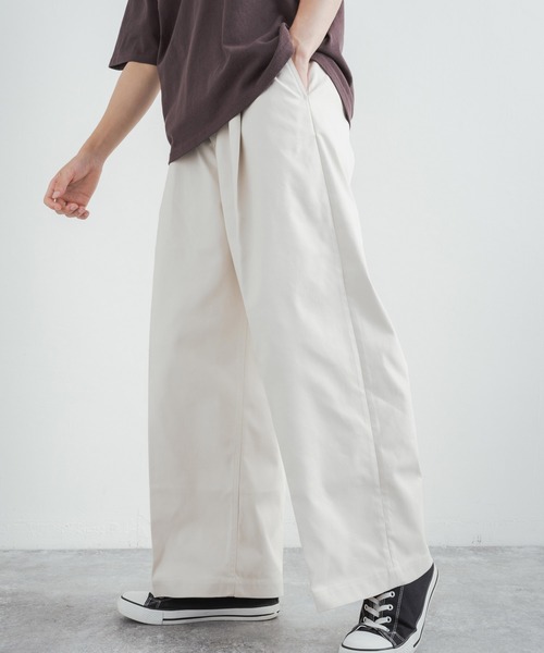 Audience(オーディエンス)の「CAVE カツラギ 1タックセンタープレスワイドパンツ AUD3526(チノパンツ・メンズ・ネイビー/アーミー/キナリ/カーキ・L/XL/M)」の2枚目の写真