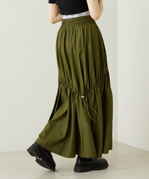 Chico（チコ）の「ドロストナイロンボリュームスカート（スカート・レディース・ブラック/ベージュ/カーキ・FREE）」の16枚目の写真