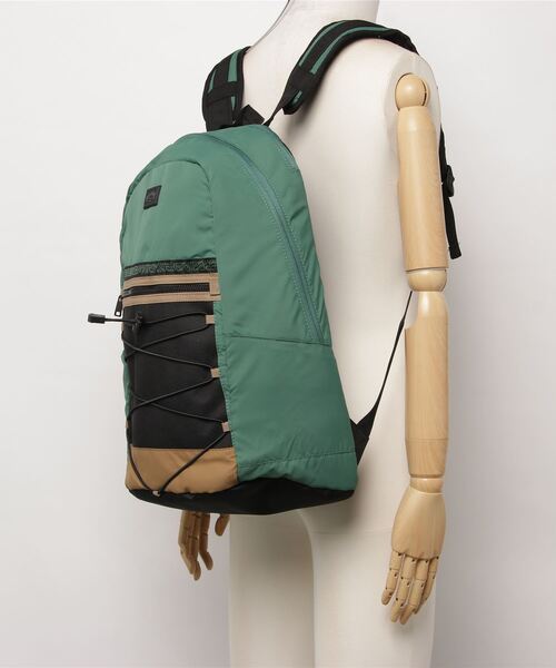 BILLABONG(ビラボン)の「BILLABONG メンズ 【A/Div.】 AXIS DAY PACK バッグ 【2022年秋冬モデル】/ビラボンバックパック・リュックサック(バックパック/リュック・メンズ・ブラック/ベージュ/グリーン系その他・FREE)」の5枚目の写真