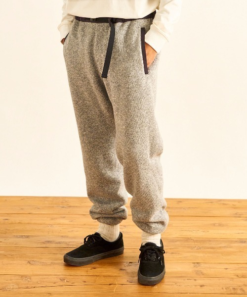NANGA(ナンガ)の「POLARTEC FLEECE JOGGER PANTS / ポーラテックフリースジョガーパンツ(その他パンツ・メンズ・ブラック/カーキ/グレー・M/L/S/XL)」の6枚目の写真