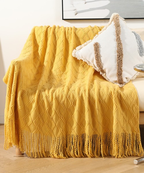 aimoha（アイモハ）の「北欧編みフリンジソファーカバー／マルチカバー（ブランケット・レディース・ベージュ/オフホワイト/カーキ/イエロー/オレンジ/ブルー/ダークグレー・FREE）」の15枚目の写真