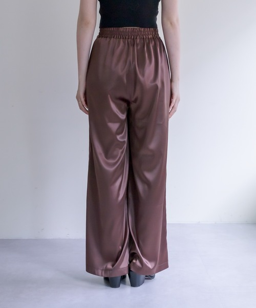 mystic(ミスティック)の「刺繍サテンパンツ(その他パンツ・レディース・ブラウン/アイボリー・FREE)」の5枚目の写真