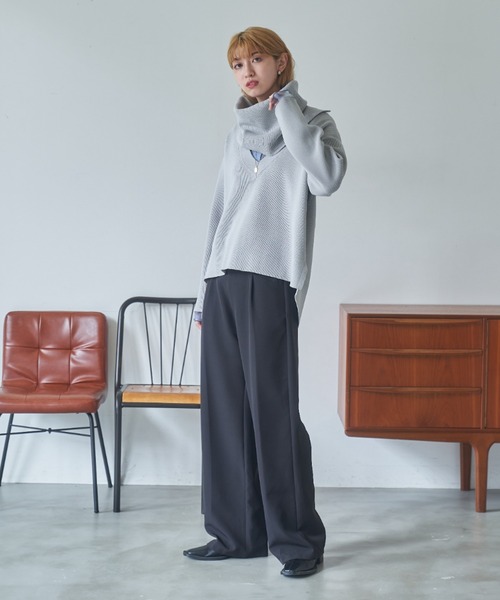 VACANCY（ヴァカンシー）の「ネックウォーマー付きVネックニット（ニット/セーター・レディース・ブラック/グレー/ホワイト・FREE）」の16枚目の写真