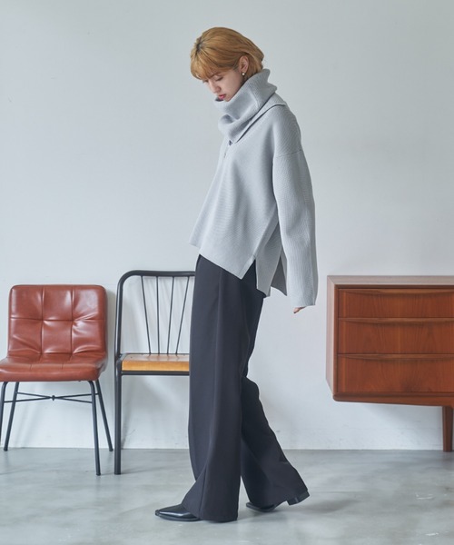 VACANCY（ヴァカンシー）の「ネックウォーマー付きVネックニット（ニット/セーター・レディース・ブラック/グレー/ホワイト・FREE）」の21枚目の写真