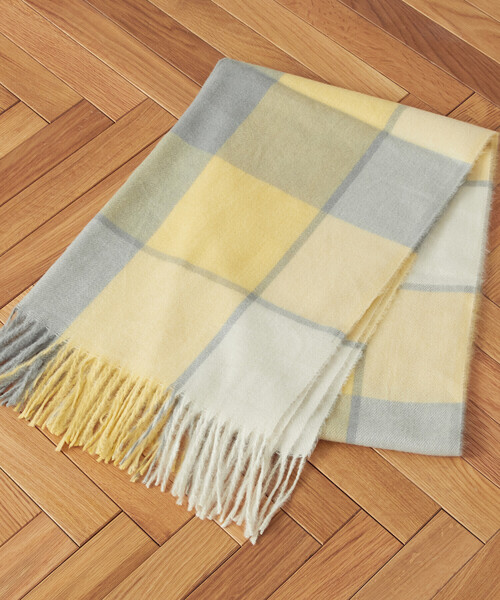 MONO　COMME CA（モノコムサ）の「ブロックチェック柄　ストール（ストール/ショール・レディース・ブラック系/ベージュ/イエロー/サックスブルー・FREE）」の15枚目の写真
