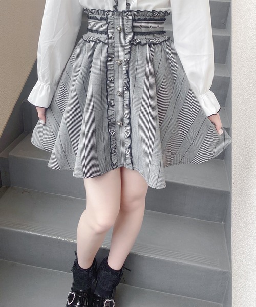 ROJITA（ロジータ）の「フリル前立ビジュ釦フレアスカート