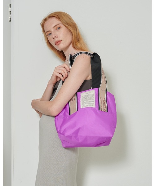 THEATRE PRODUCTS（シアタープロダクツ）の「MISSISSIPPI Msize／ジャガードテープ バッグ（トートバッグ・レディース・レッド/グリーン/ネイビー/パープル/チャコールグレー・FREE）」の6枚目の写真