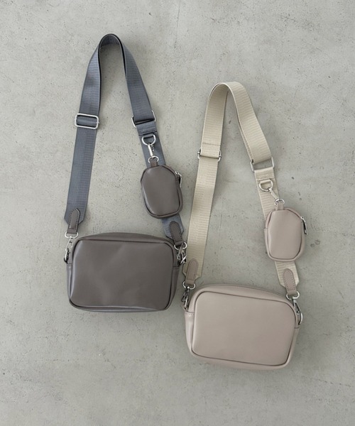 美品 KASSL EDITIONS Pillow small ショルダーバッグ セール】マルチケース付きスクエアショルダーミニボディバッグ