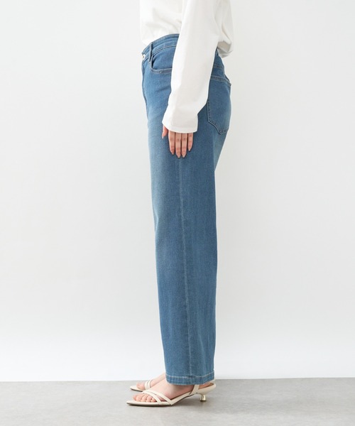 un dix cors(アンディコール)の「《3サイズ展開》リラックスセミワイドデニム(デニムパンツ・レディース・ブルー/ネイビー/グレー・M/L/S)」の7枚目の写真