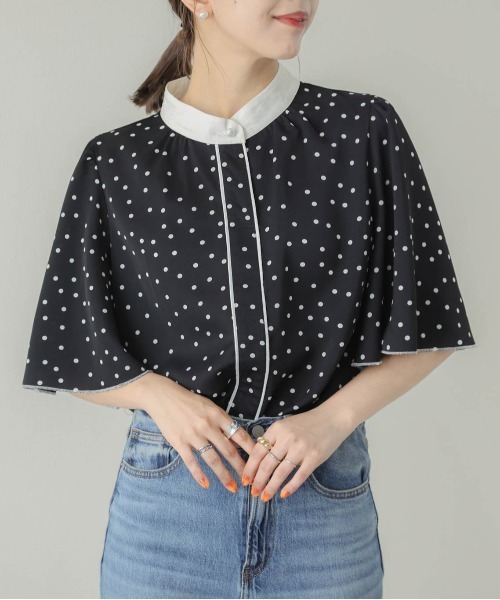 La-gemme(ラジェム)の「スタンドカラーフレア袖ブラウス(シャツ/ブラウス・レディース・ホワイト系その他/ベージュ系その他/ブラック系その他/ブラック・M/L)」の4枚目の写真