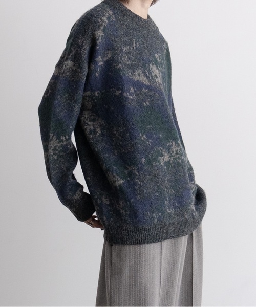 CASPER JOHN（キャスパージョン）の「Mohair wool mix sweater/モヘアウールミックスセーター（ニット/セーター・メンズ・グレイッシュベージュ/ブルー/カーキ/ホワイト/グレー/ブラック/ホワイト×ブラック/ブラウン/チャコールグレー/ブラック系/ホワイト系/アイボリー/ワイン/グリーン/ホワイト系その他/マスタード/レッド/ネイビー系・SMALL/MEDIUM/LARGE/X-SMALL）」の15枚目の写真