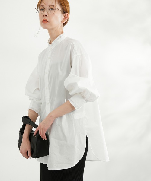 ROPE' PICNIC(ロペピクニック)の「フリルバンドカラーシャツ(シャツ/ブラウス・レディース・サックスブルー/ピンク系その他/ホワイト/グリーン/ネイビー・38)」の2枚目の写真