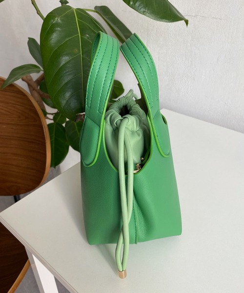 DouDou（ドゥドゥ）の「【WEB限定】2WAY巾着付ミニバッグ（ショルダーバッグ・レディース・ブラック/ベージュ/イエロー/グリーン・FREE）」の17枚目の写真