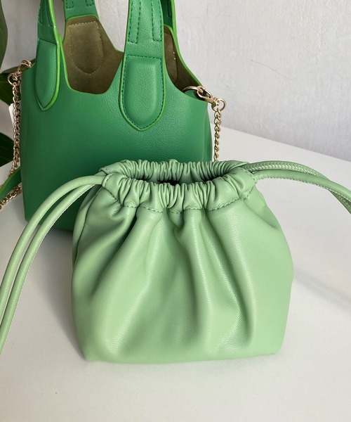 DouDou（ドゥドゥ）の「【WEB限定】2WAY巾着付ミニバッグ（ショルダーバッグ・レディース・ブラック/ベージュ/イエロー/グリーン・FREE）」の6枚目の写真