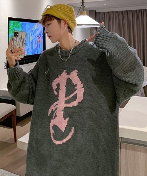 MGV（エムジーヴィー）の「ダメージイニシャルニット（ニット/セーター・メンズ・ブラック/グレー・MEDIUM/LARGE/X-LARGE）」の5枚目の写真