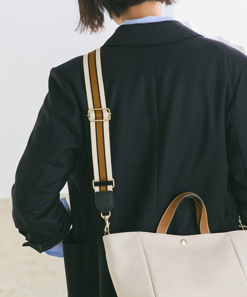 Breath TOPKAPI(ブレストプカピ)の「【雑誌掲載】【Breath TOPKAPI/ブレス トプカピ】 アクリル ストライプ ショルダーベルト 38㎜(ショルダーバッグ・レディース・キャメル/グリーン/レッド・FREE)」の3枚目の写真